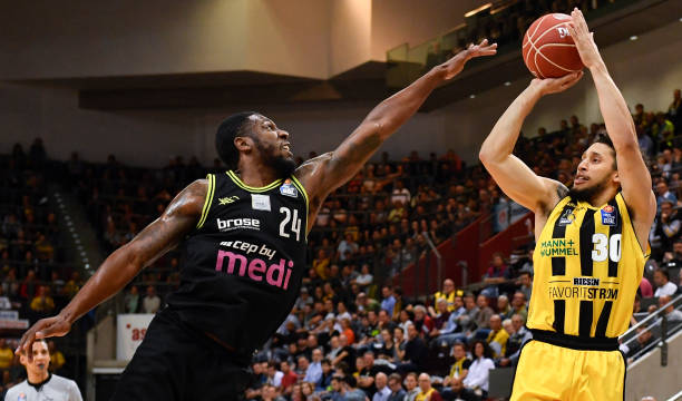 自由式滑雪 自由式滑雪